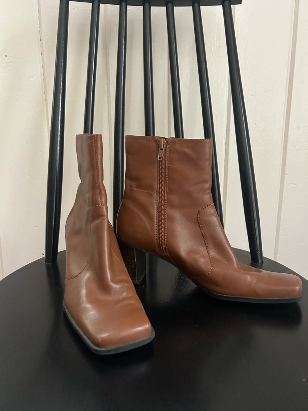 90s Brown Leather Square-Toe Ankle Boots